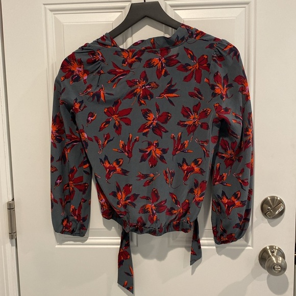 Madewell Silk Tie Neck Wrap Top in Winter Orchid Multi Green Size XS - Picture 4 of 5